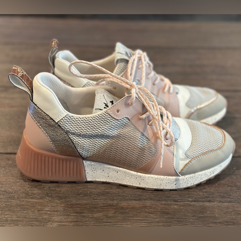 Sam Edelman Darsie mixed media wedge sneakers 10012 sz 8, GUC